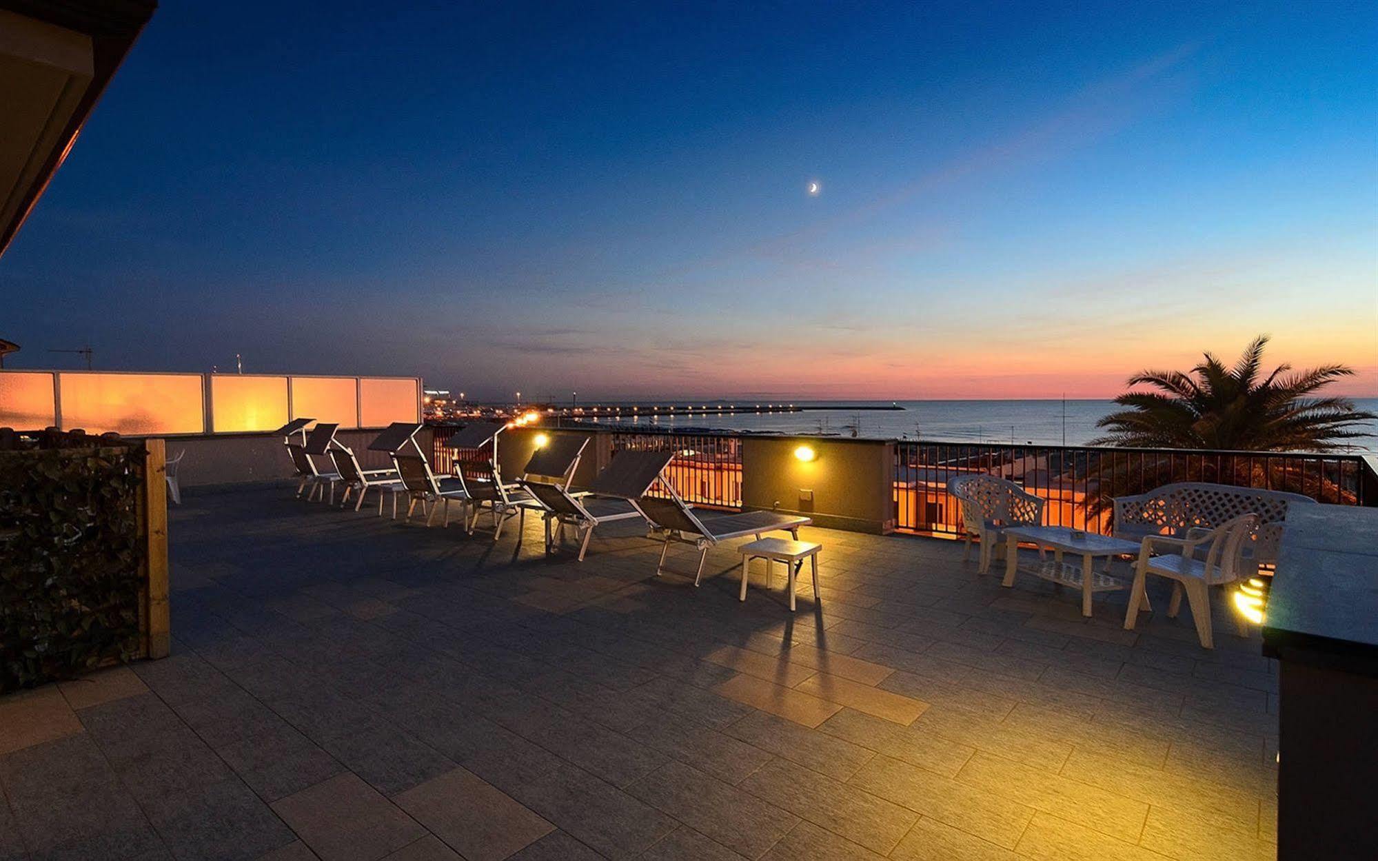 Hotel Eden Viareggio Exteriér fotografie